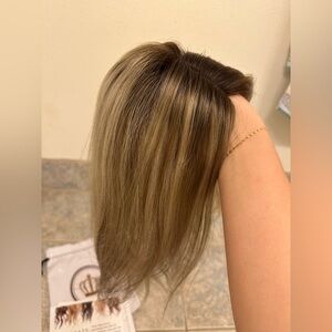 The Lauren Ashtyn collection Hair Topper light volume